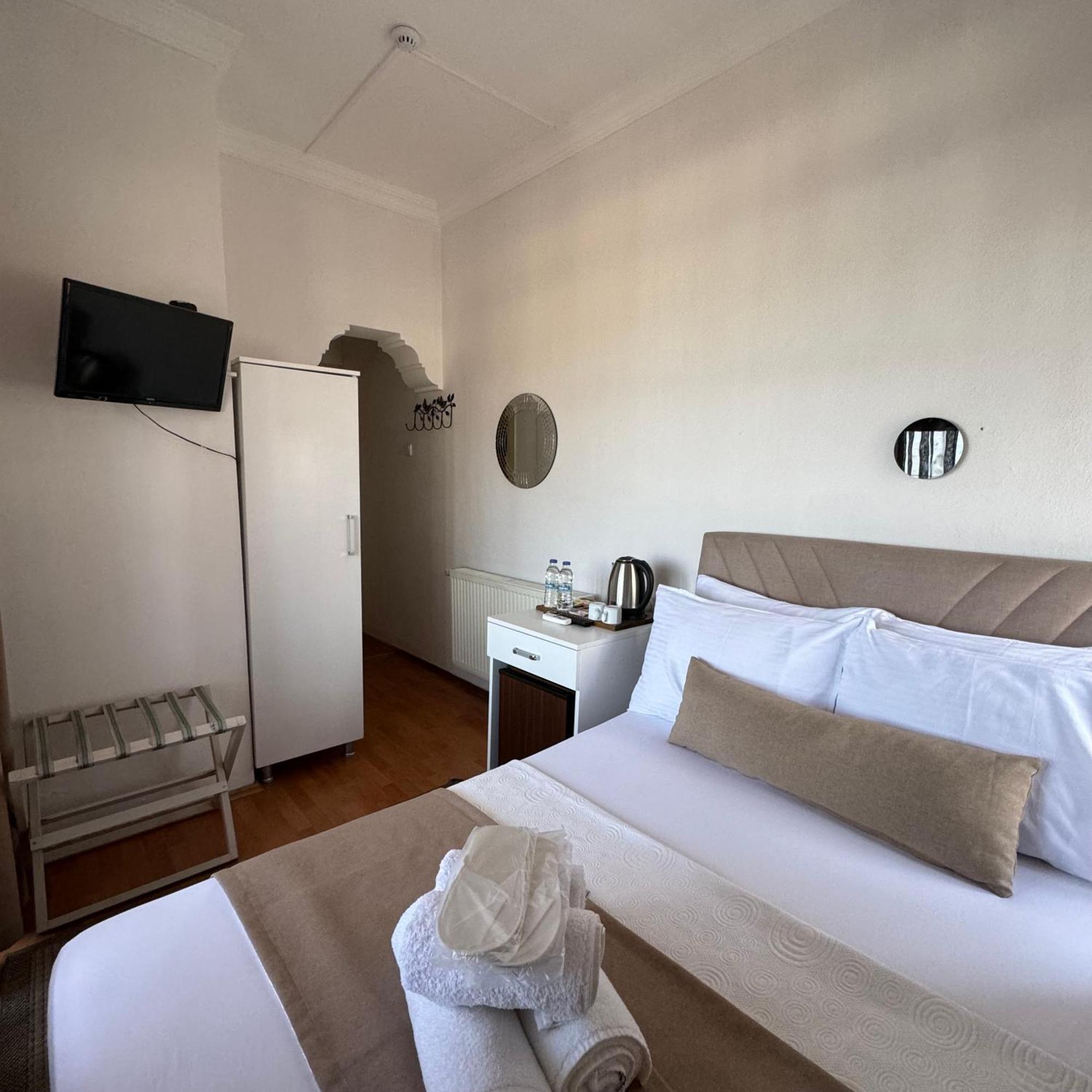 Soezer Otel Ayvalı Buitenkant foto