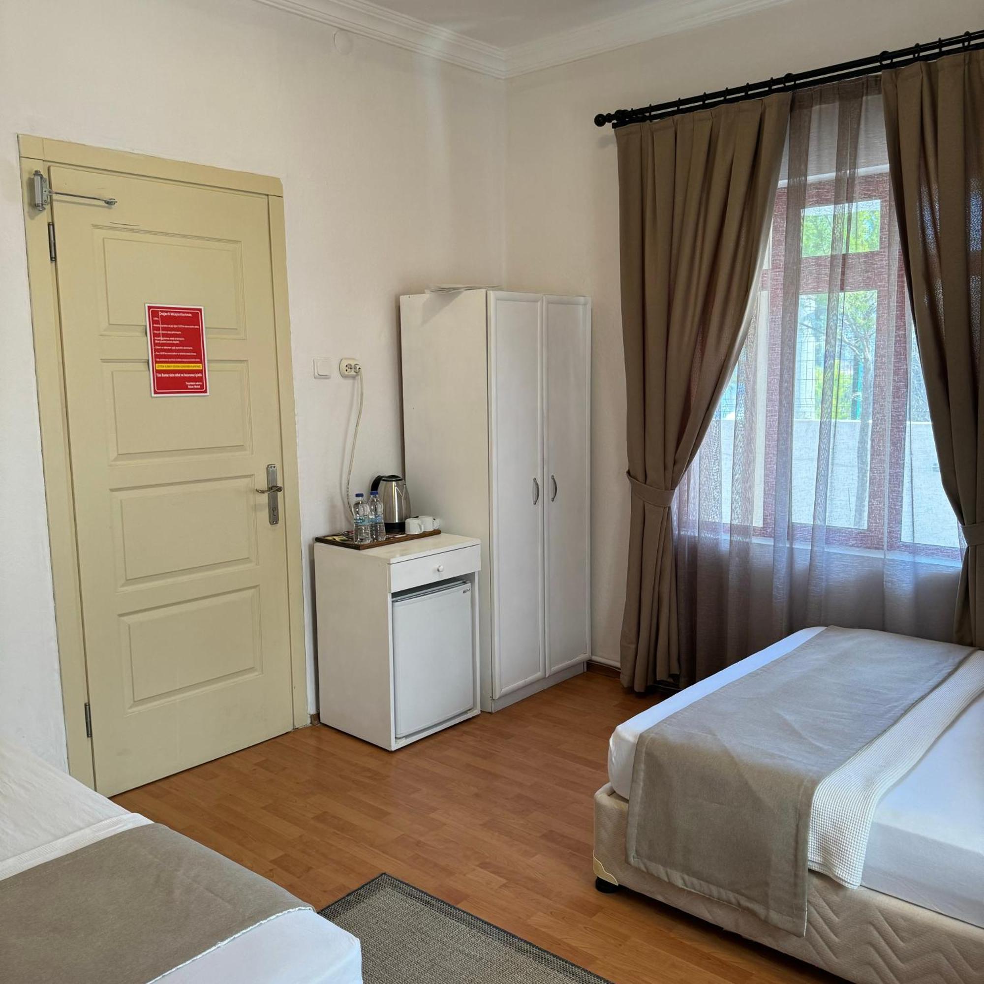 Soezer Otel Ayvalı Buitenkant foto