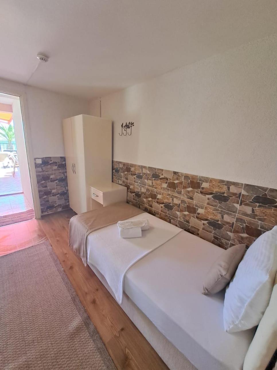 Soezer Otel Ayvalı Buitenkant foto